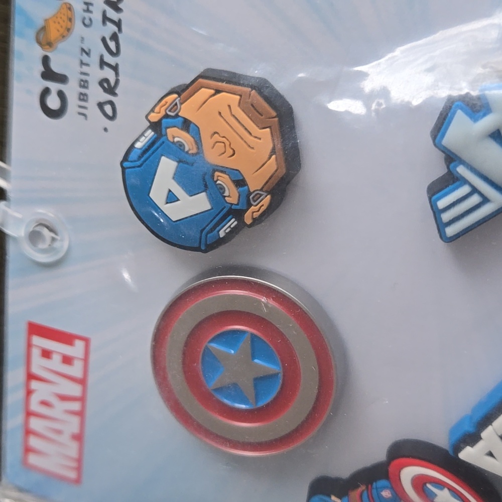 Crocs Charms - Picture 2 of 4